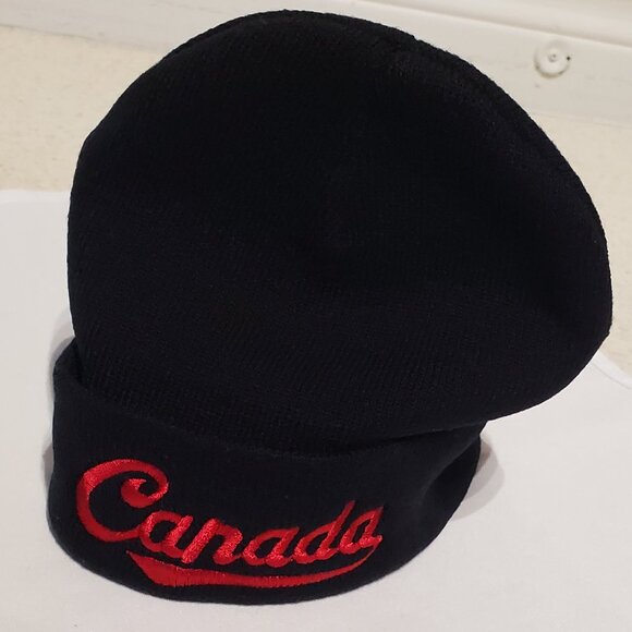 New CANADA BEANIE CAP - Black & Red W/Deluxe Heavy Stitched Embroidery - Unisex - Picture 6 of 6